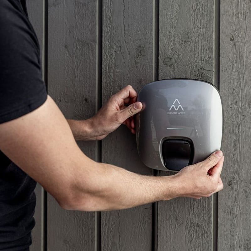 Smart charging via the Charge Amps platform - Charge Amps Luna