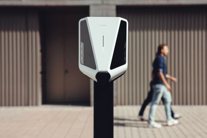 MID-certified metering and RFID — perfect for shared charging - Easee Charge Max