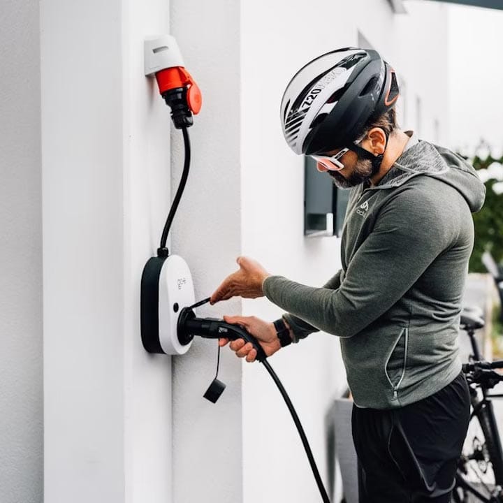 IP65 och IK08 — tålig för alla äventyr - go-e Gemini Flex 2.0