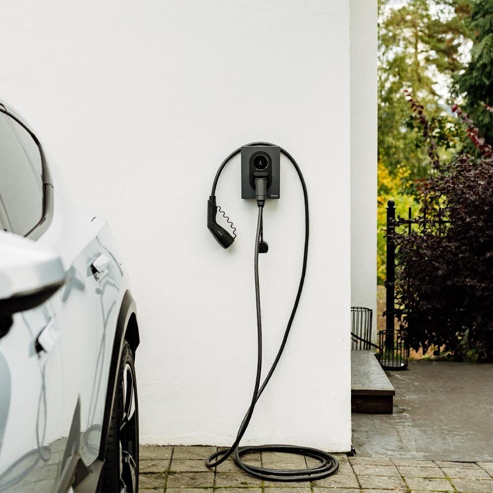 Automatisk fasväxling — optimera för solceller - Zaptec Go 2